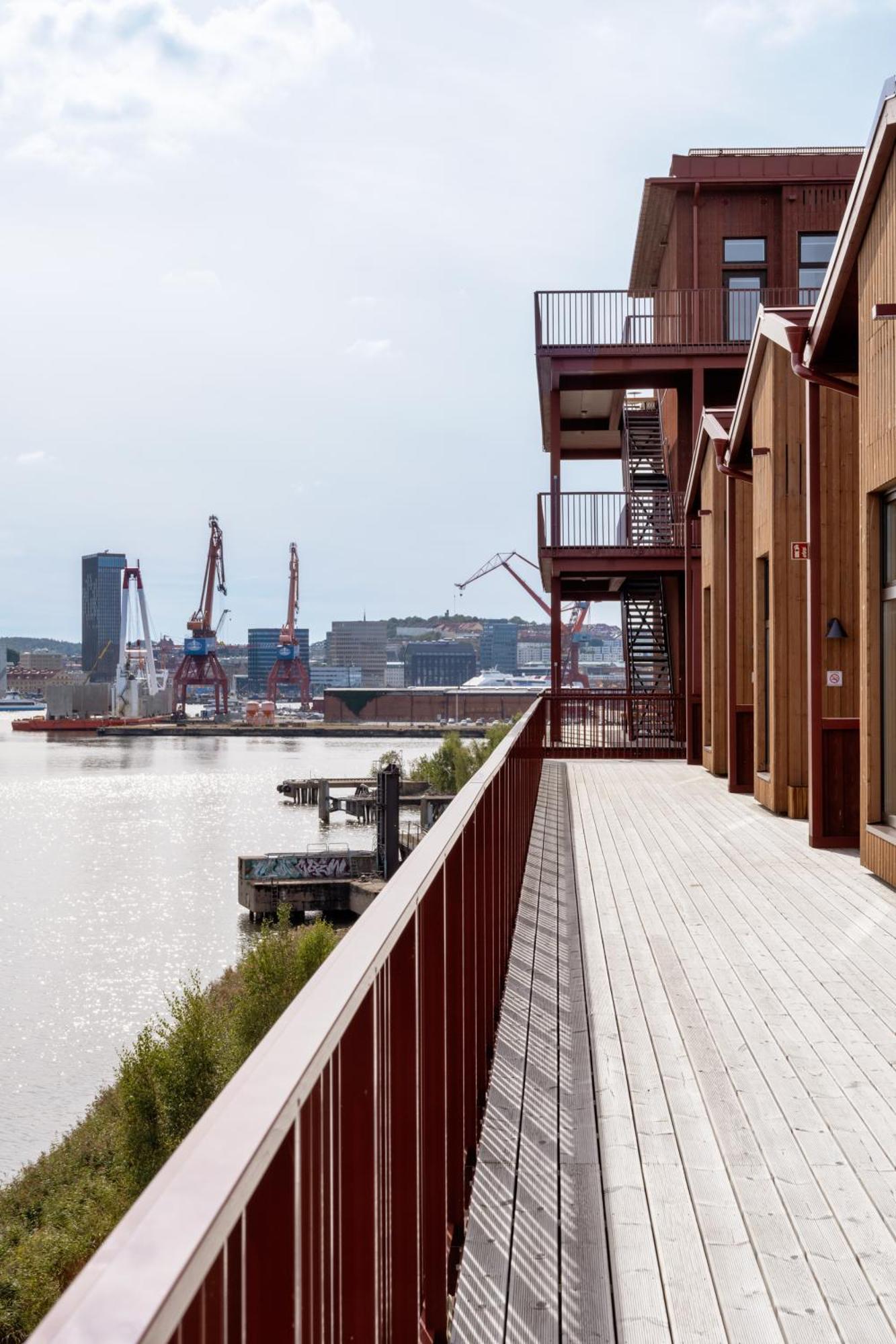 Hotell Waterfront 4*
